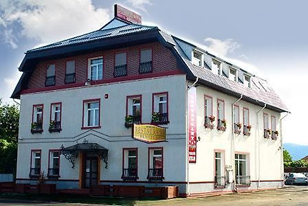 Pensiunea Byblos Piatra Neamţ Zewnętrze zdjęcie
